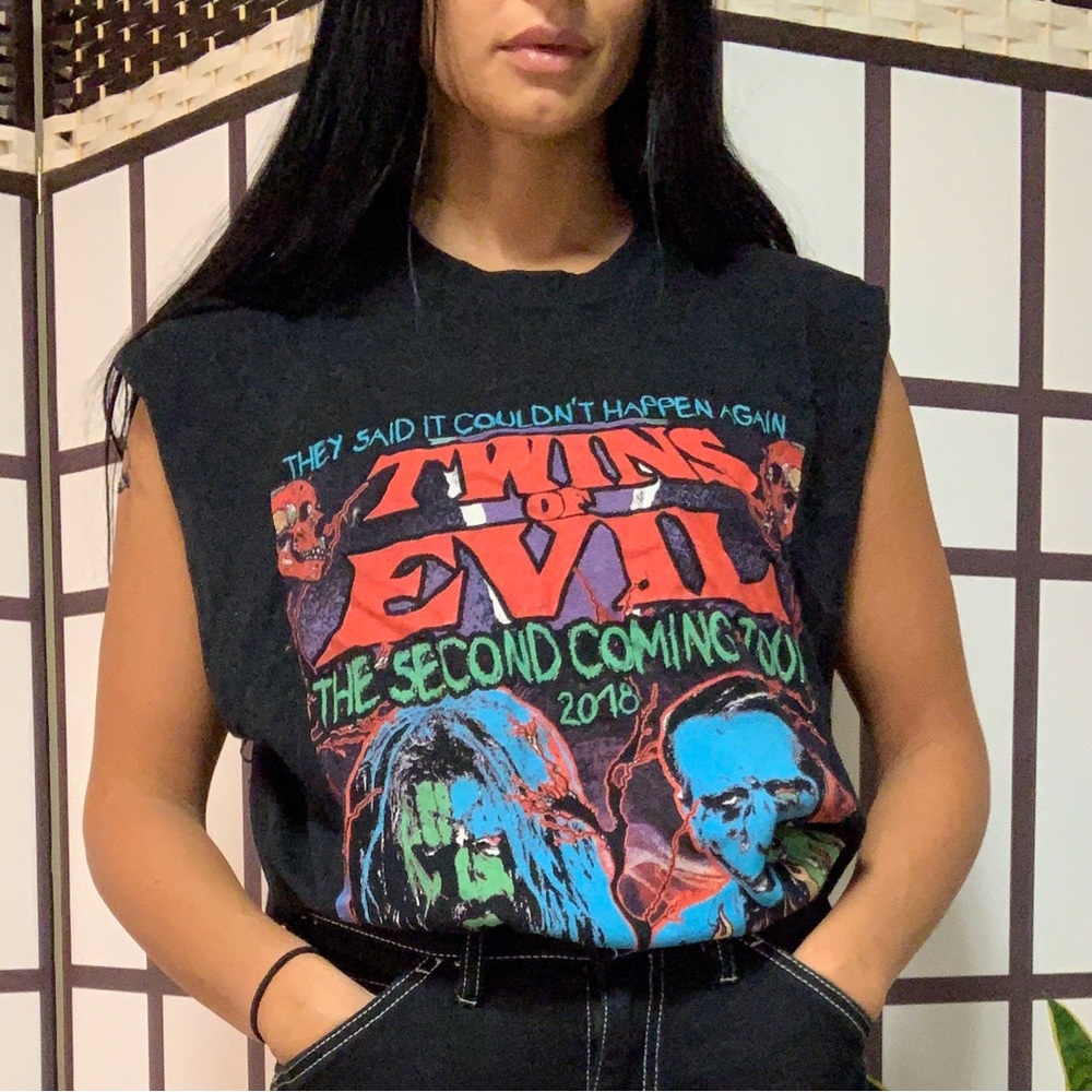 oversized rob zombie marilyn manson tour band cut off, size large